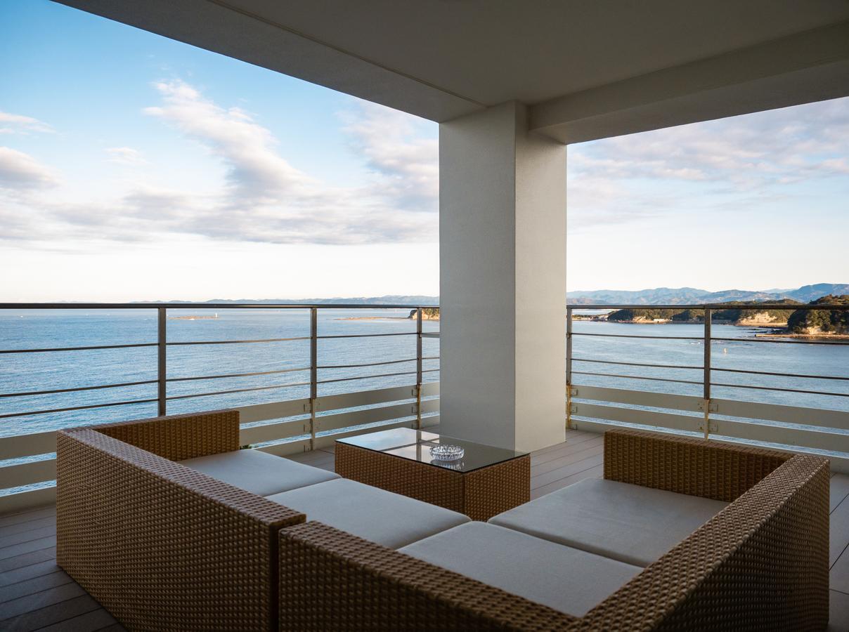 Shirahama Key Terrace Hotel Seamore Exteriör bild