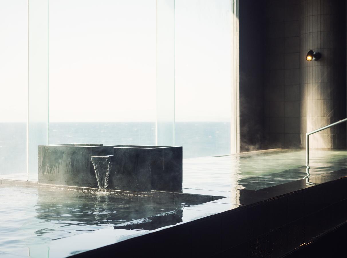 Shirahama Key Terrace Hotel Seamore Exteriör bild